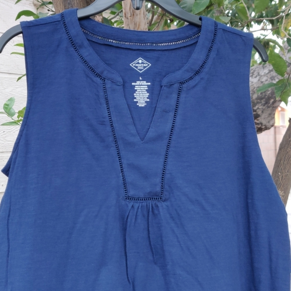 St. John's Bay Womens Y Neck Sleeveless Tank Top - Picture 4 of 6